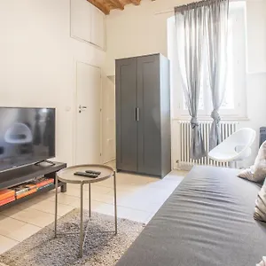  Appartamento N1 - Elegante Trilocale In Centro